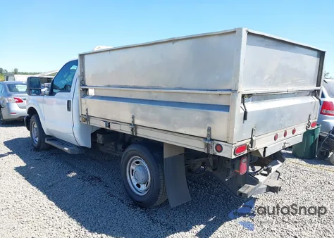 2012 Ford F250 Super Duty из США, поврежденный, VIN 1FDBF2A63CEC77802